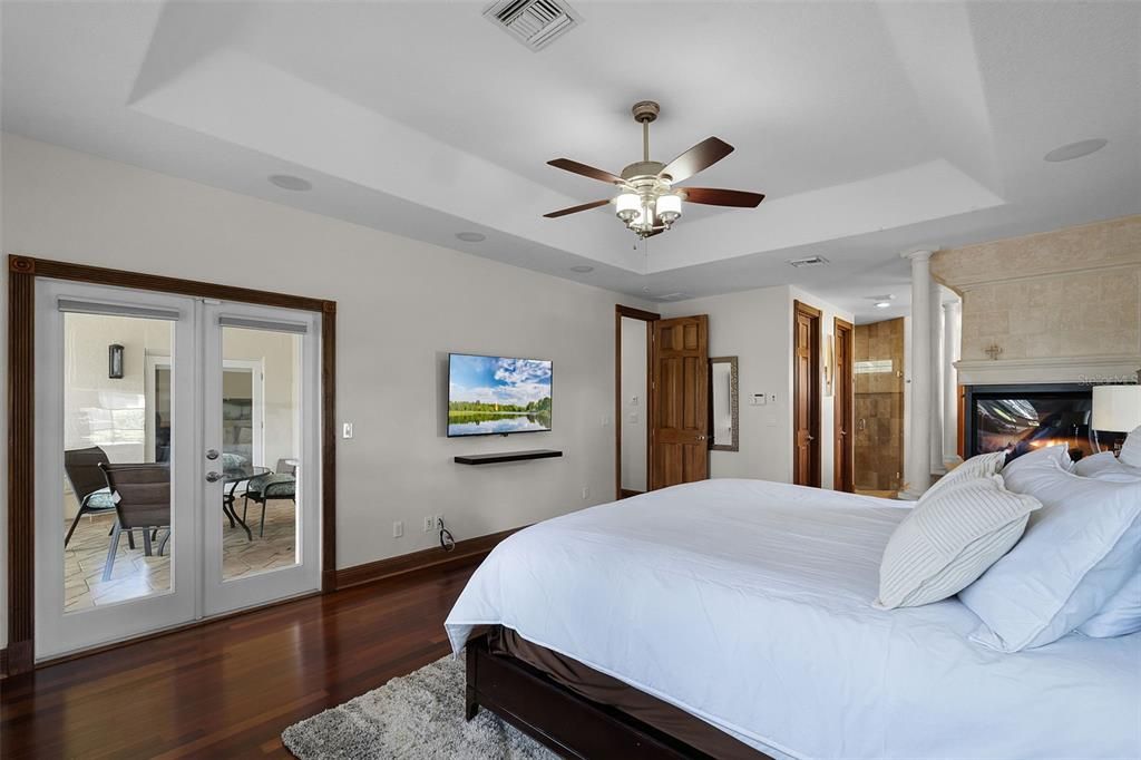 For Sale: $980,000 (5 beds, 4 baths, 4106 Square Feet)