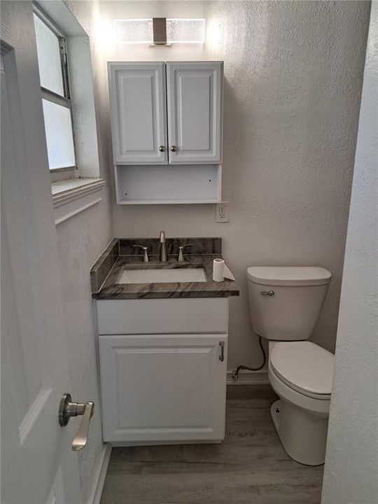 For Rent: $2,250 (3 beds, 2 baths, 1593 Square Feet)