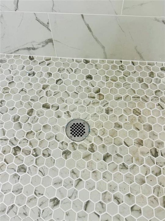 Active With Contract: $220,000 (3 beds, 2 baths, 1173 Square Feet)