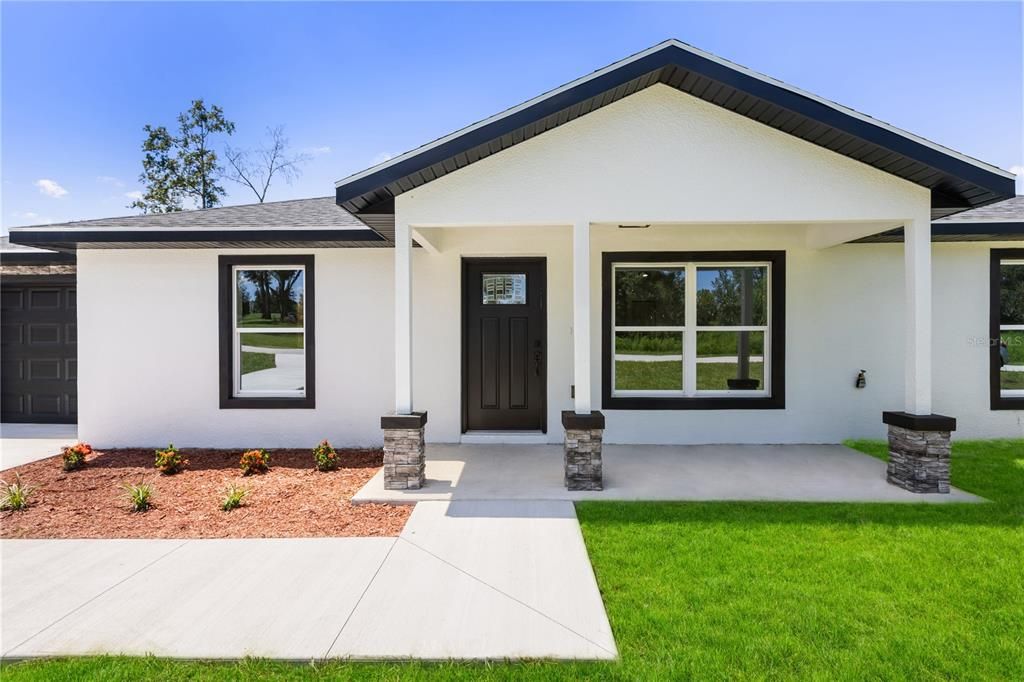 Active With Contract: $220,000 (3 beds, 2 baths, 1173 Square Feet)