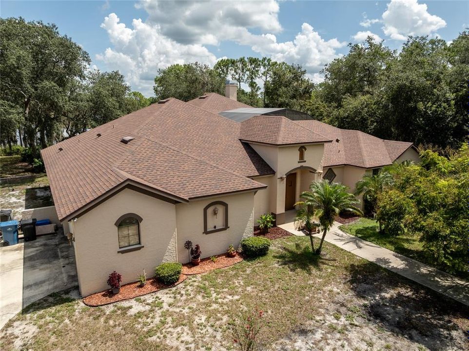 En Venta: $846,400 (4 camas, 3 baños, 2610 Pies cuadrados)