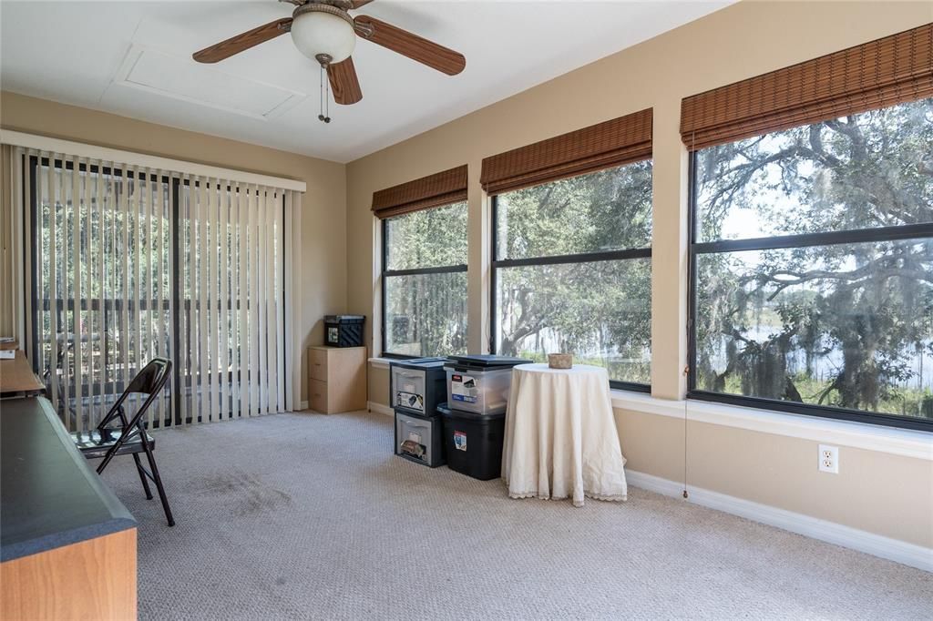 En Venta: $846,400 (4 camas, 3 baños, 2610 Pies cuadrados)