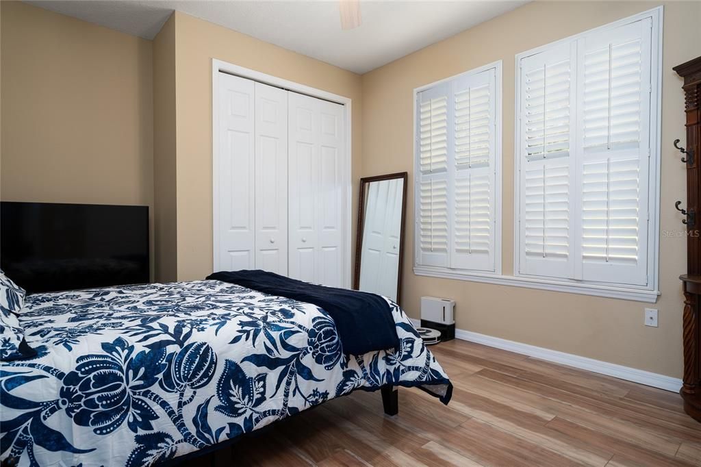 En Venta: $846,400 (4 camas, 3 baños, 2610 Pies cuadrados)