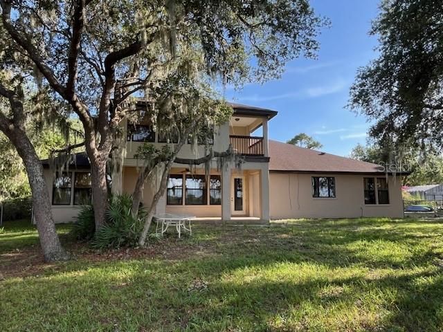 En Venta: $846,400 (4 camas, 3 baños, 2610 Pies cuadrados)