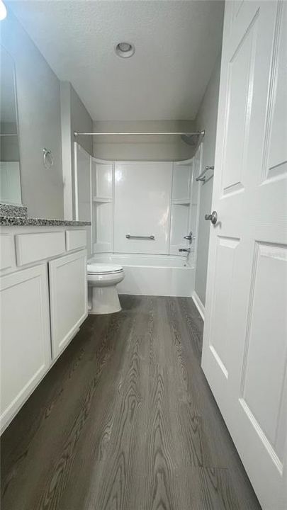 Recently Sold: $336,000 (3 beds, 2 baths, 1416 Square Feet)