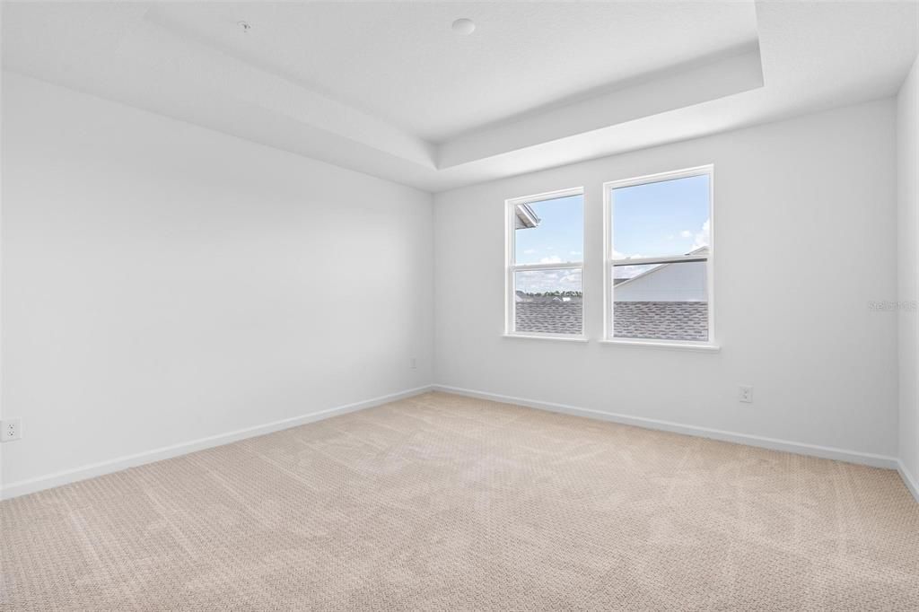 Под контрактом: $2,600 (3 спален, 2 ванн, 1760 Квадратных фут)