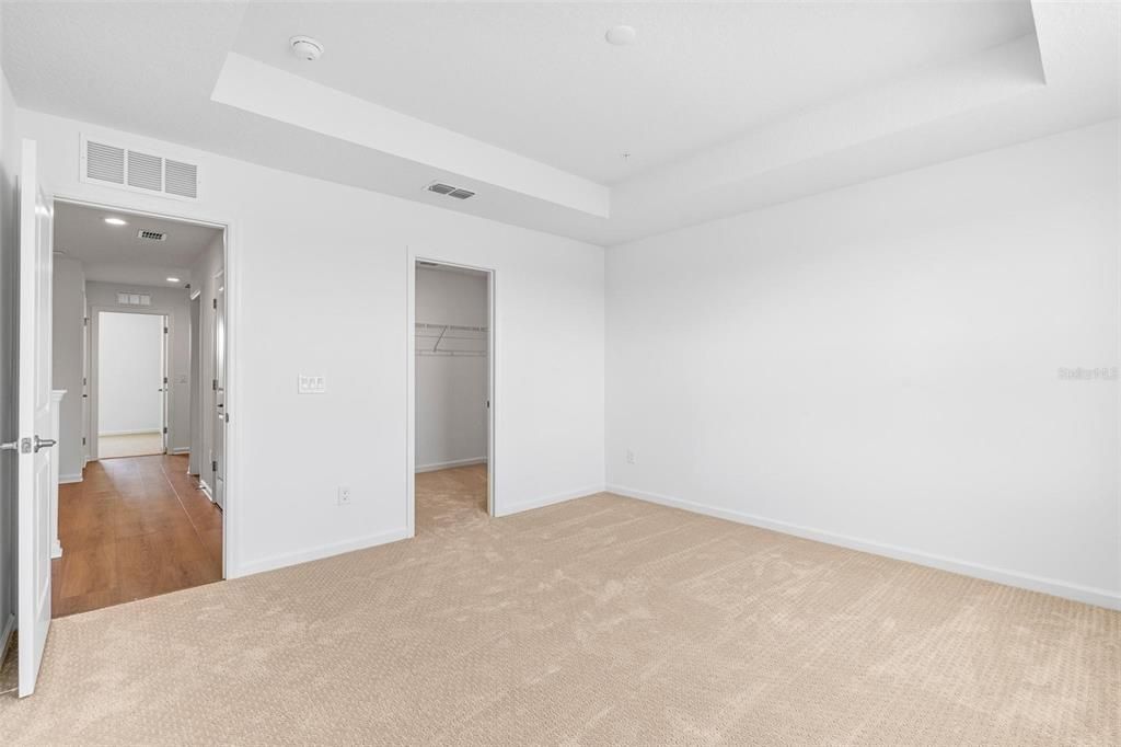 Под контрактом: $2,600 (3 спален, 2 ванн, 1760 Квадратных фут)