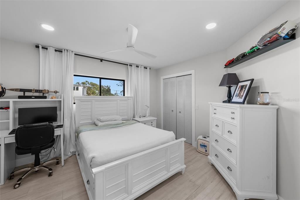 For Rent: $11,000 (4 beds, 2 baths, 1783 Square Feet)