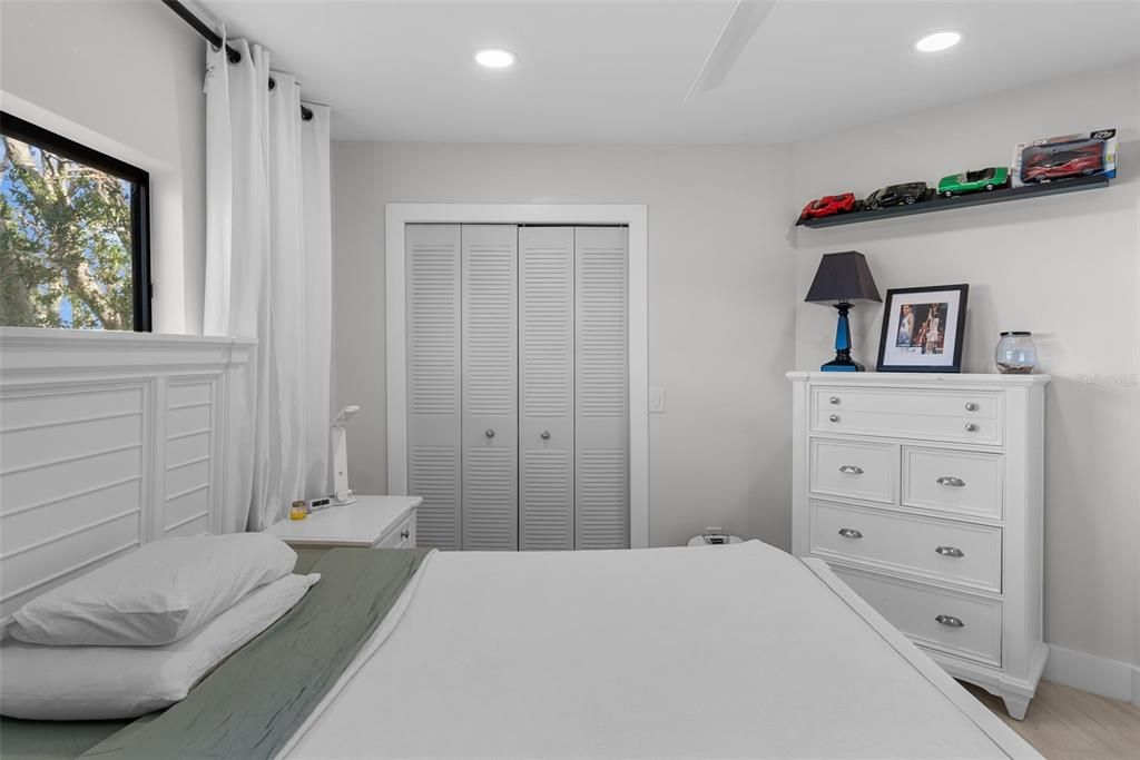 For Rent: $11,000 (4 beds, 2 baths, 1783 Square Feet)