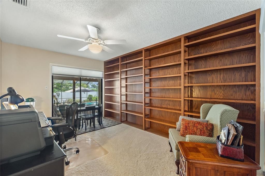 待售: $775,000 (4 贝兹, 2 浴室, 2710 平方英尺)