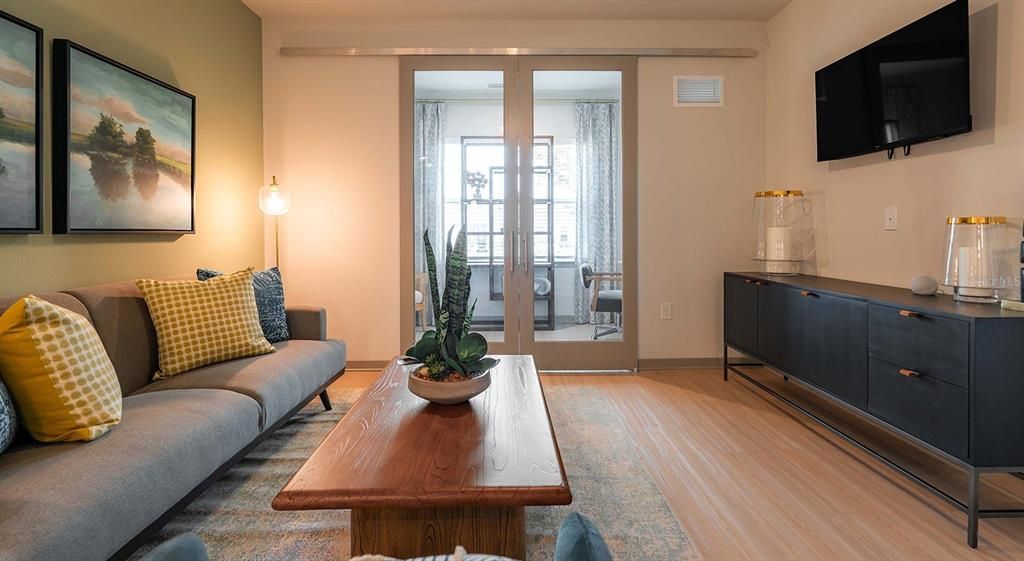 В аренду: $1,596 (1 спален, 1 ванн, 788 Квадратных фут)