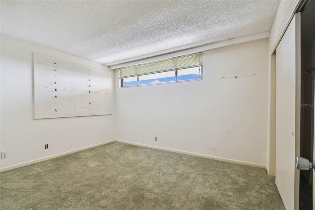 Activo con contrato: $130,000 (2 camas, 2 baños, 1050 Pies cuadrados)