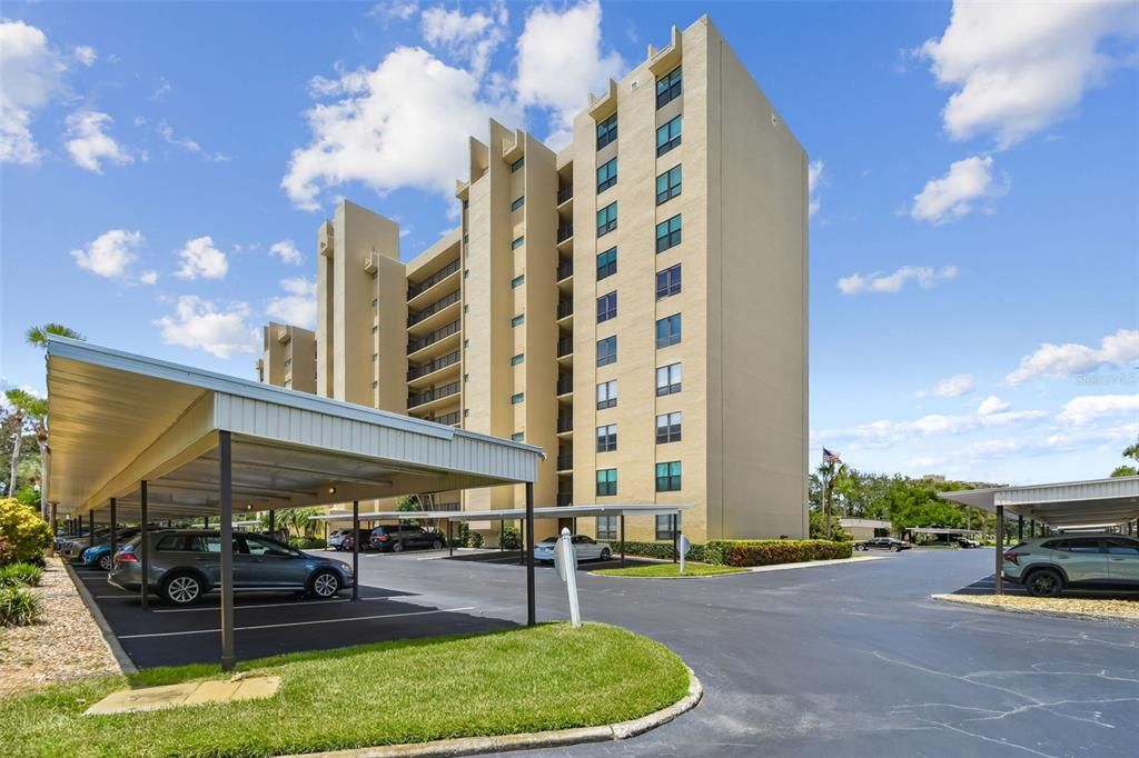 Activo con contrato: $130,000 (2 camas, 2 baños, 1050 Pies cuadrados)