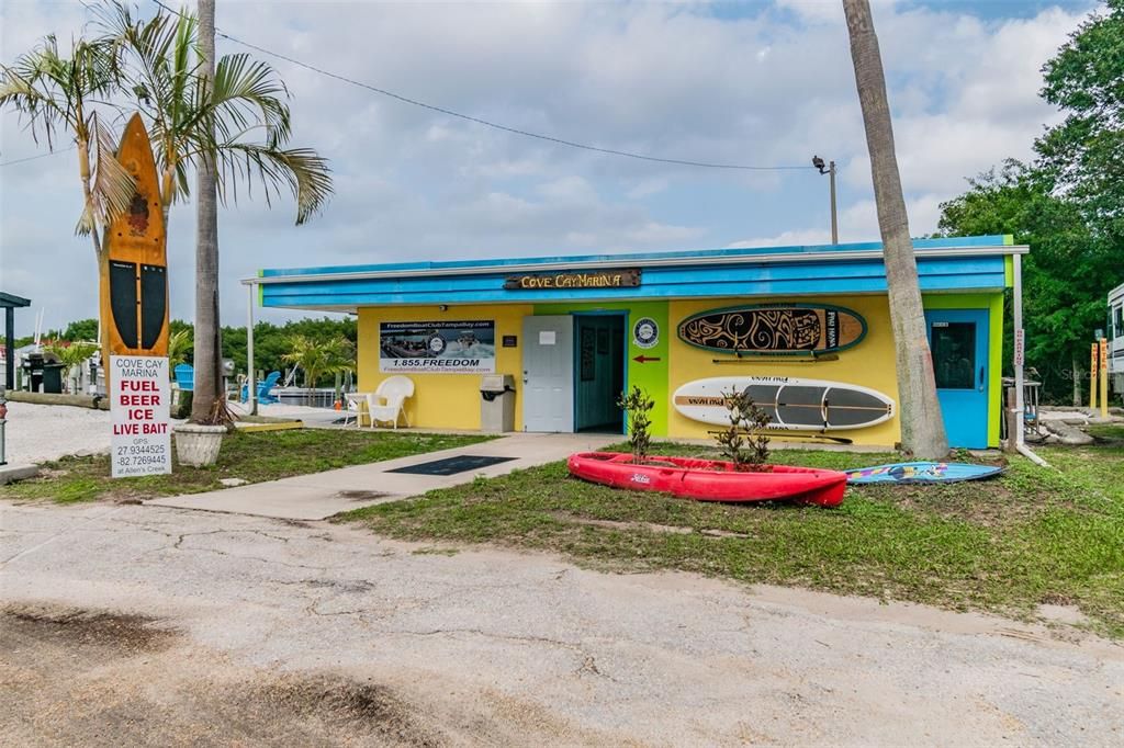 Activo con contrato: $130,000 (2 camas, 2 baños, 1050 Pies cuadrados)