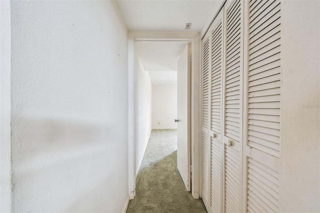 Activo con contrato: $130,000 (2 camas, 2 baños, 1050 Pies cuadrados)