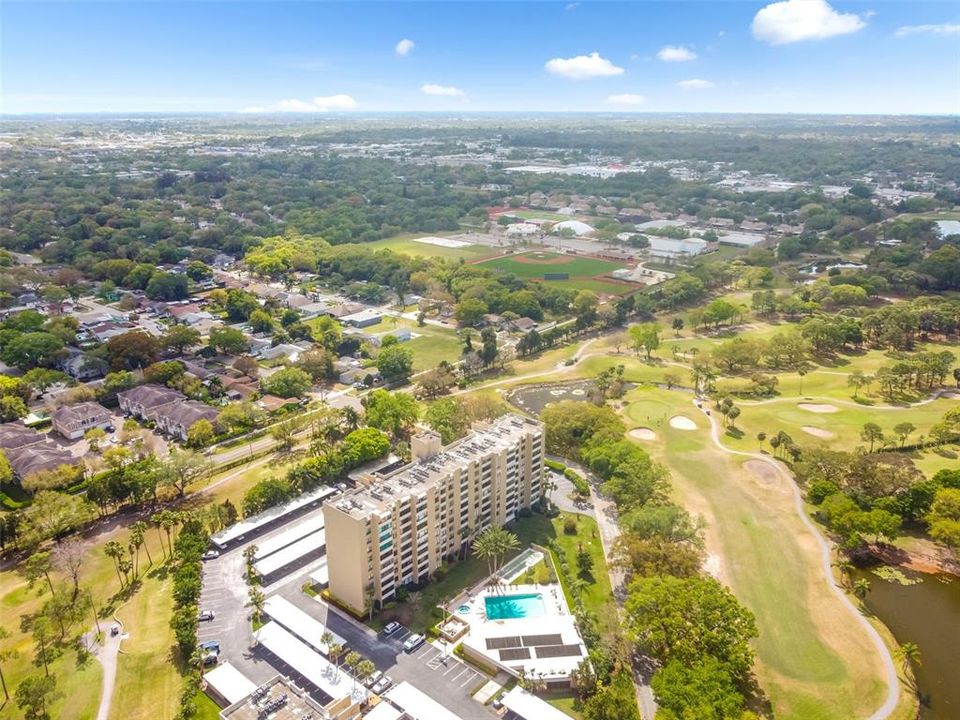 Activo con contrato: $130,000 (2 camas, 2 baños, 1050 Pies cuadrados)