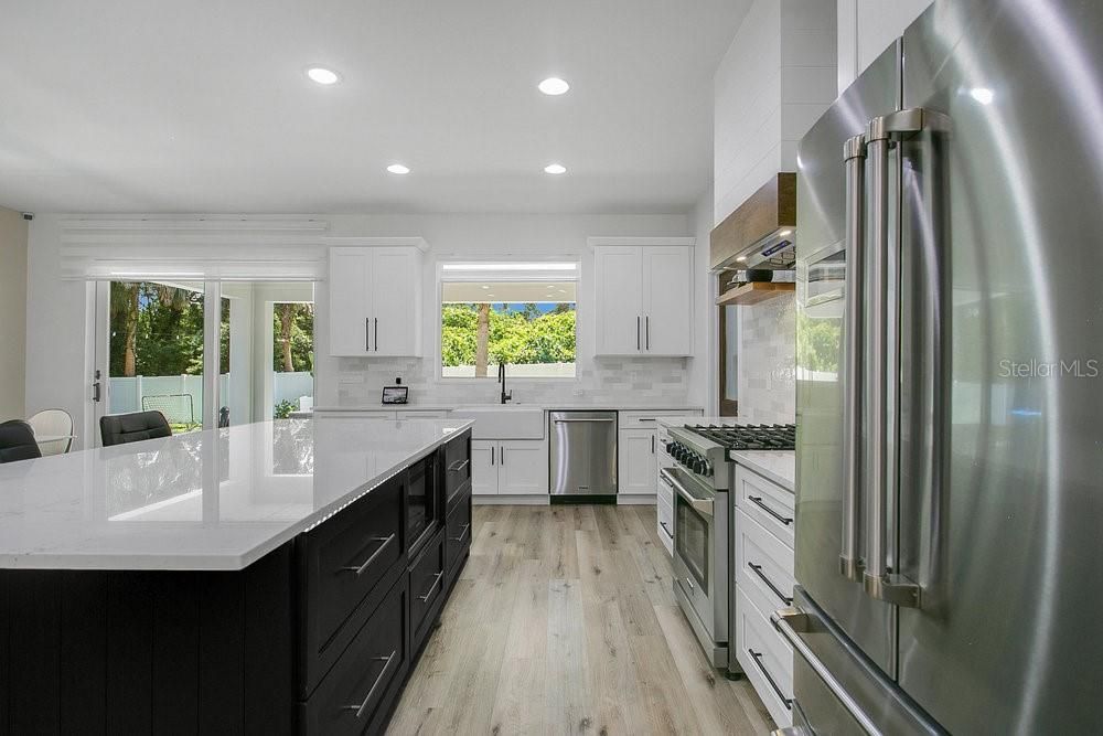 Active With Contract: $665,000 (4 beds, 2 baths, 2348 Square Feet)