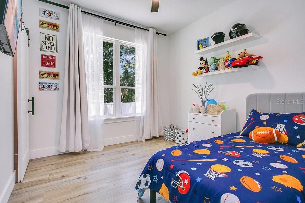 Active With Contract: $665,000 (4 beds, 2 baths, 2348 Square Feet)