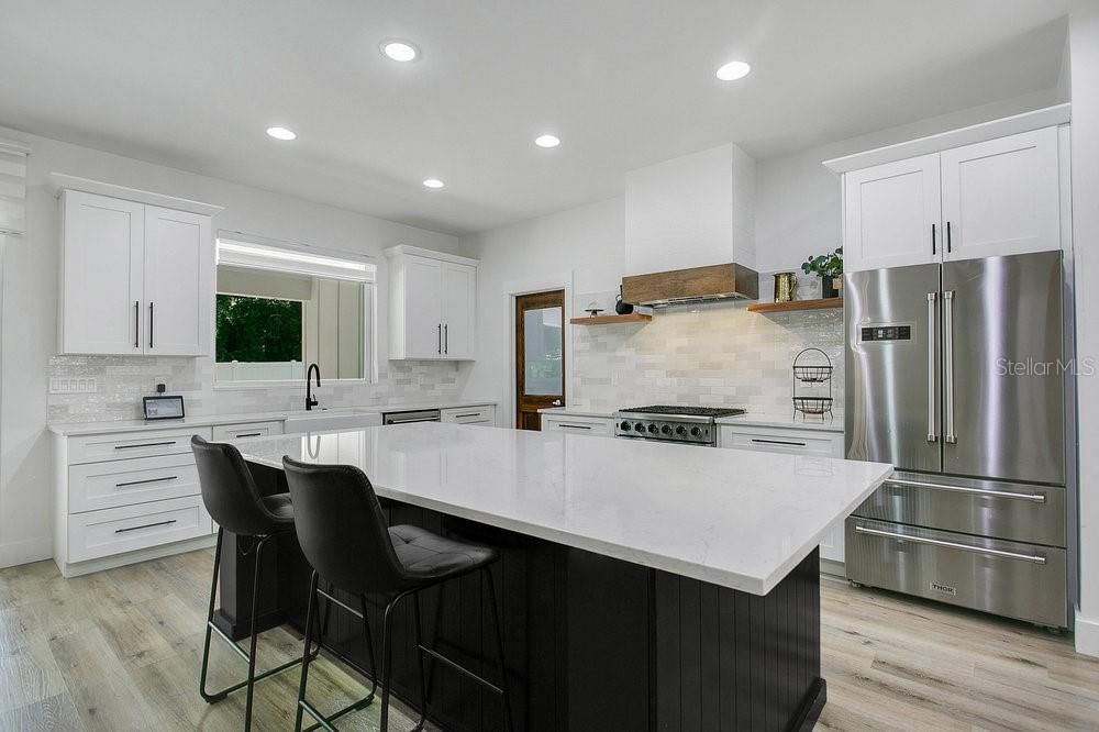 Active With Contract: $665,000 (4 beds, 2 baths, 2348 Square Feet)