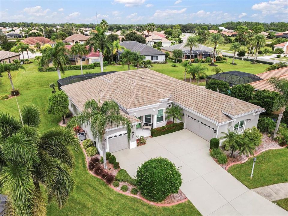 Activo con contrato: $625,000 (4 camas, 3 baños, 2889 Pies cuadrados)