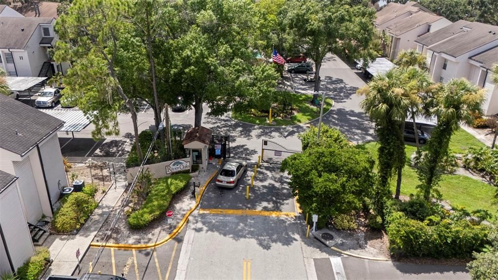 Active With Contract: $125,000 (1 beds, 1 baths, 736 Square Feet)