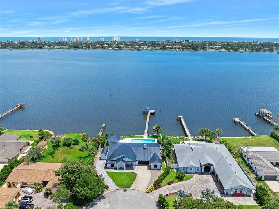 待售: $1,625,000 (4 贝兹, 3 浴室, 2705 平方英尺)