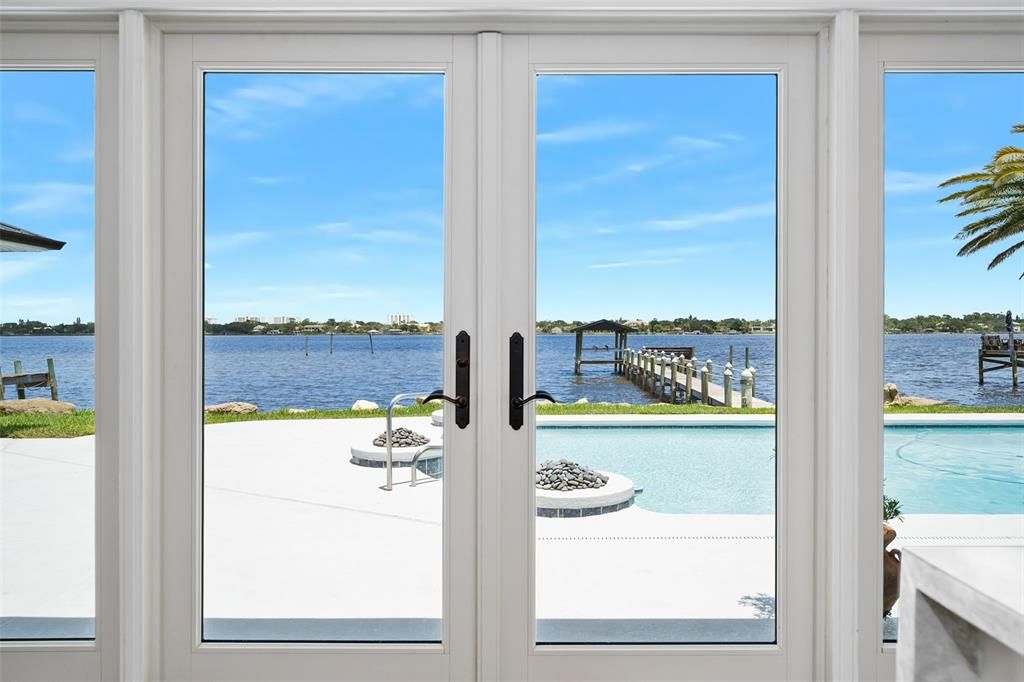 待售: $1,625,000 (4 贝兹, 3 浴室, 2705 平方英尺)