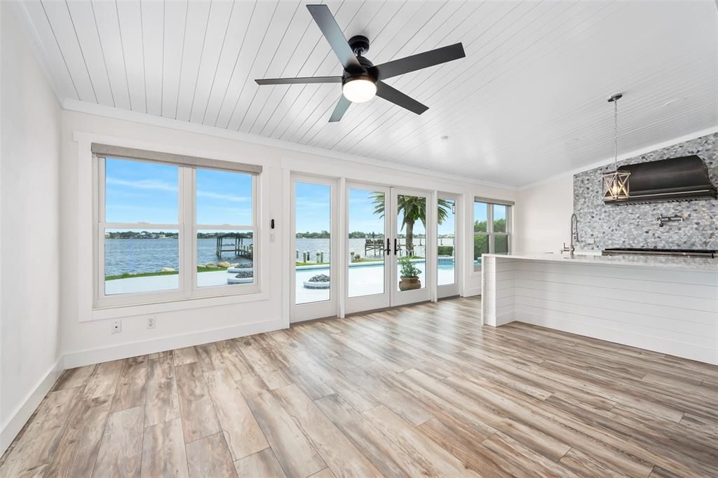 待售: $1,625,000 (4 贝兹, 3 浴室, 2705 平方英尺)