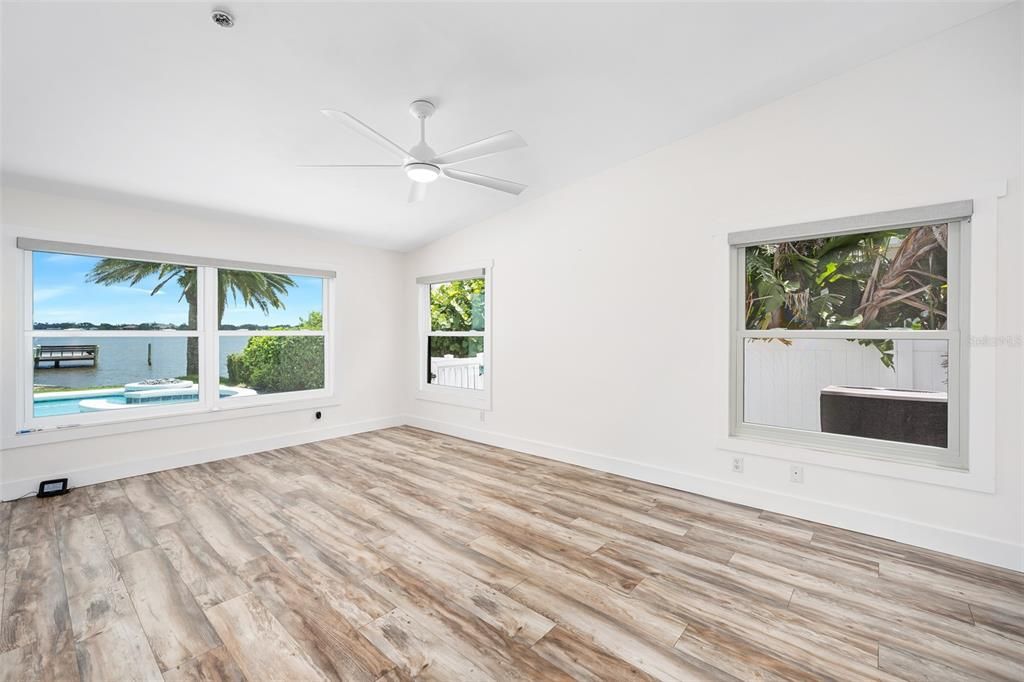 待售: $1,625,000 (4 贝兹, 3 浴室, 2705 平方英尺)