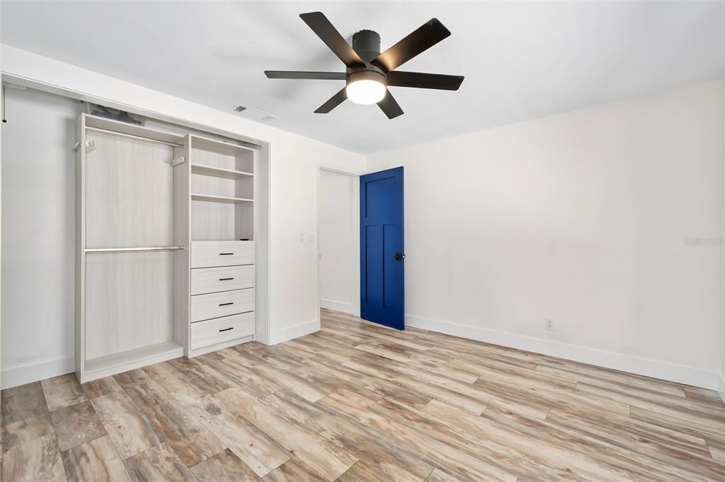 待售: $1,625,000 (4 贝兹, 3 浴室, 2705 平方英尺)