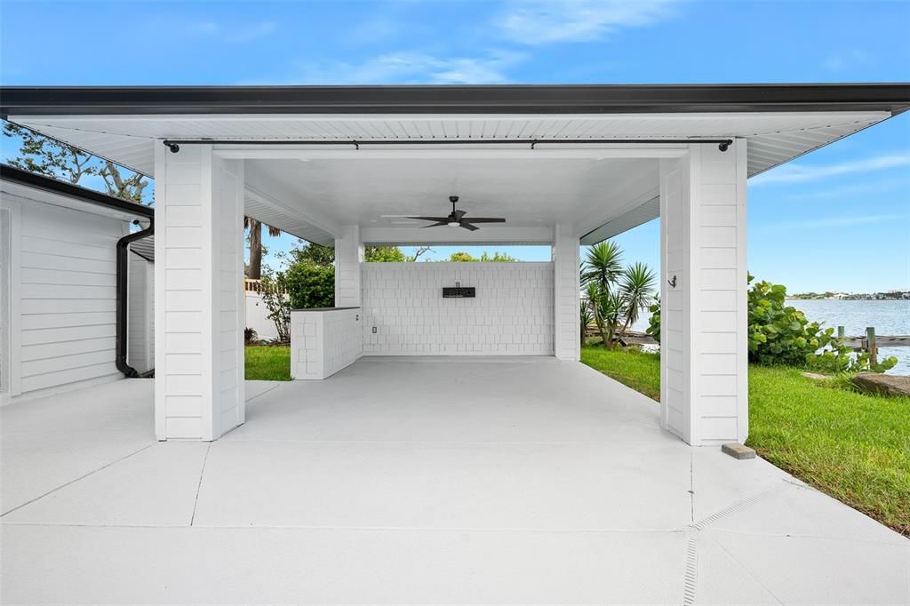 待售: $1,625,000 (4 贝兹, 3 浴室, 2705 平方英尺)