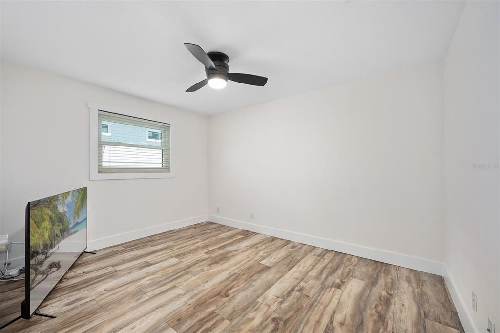 待售: $1,625,000 (4 贝兹, 3 浴室, 2705 平方英尺)