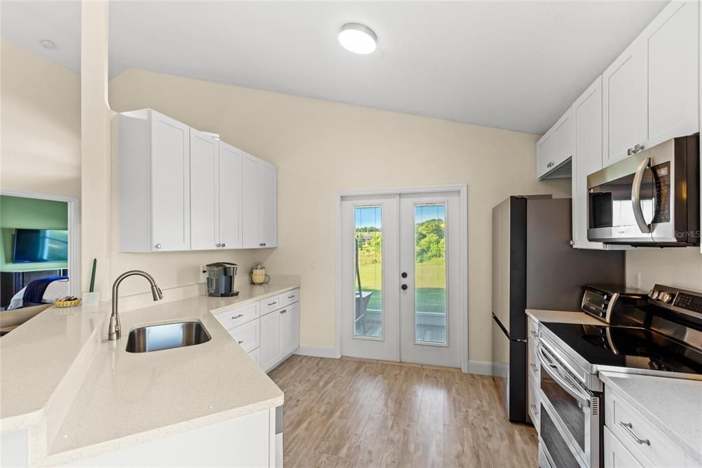 На продажу: $365,000 (3 спален, 2 ванн, 1186 Квадратных фут)