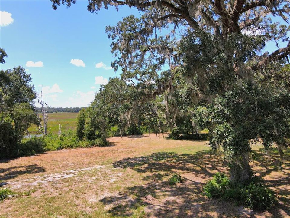 For Sale: $1,200,000 (20.00 acres)