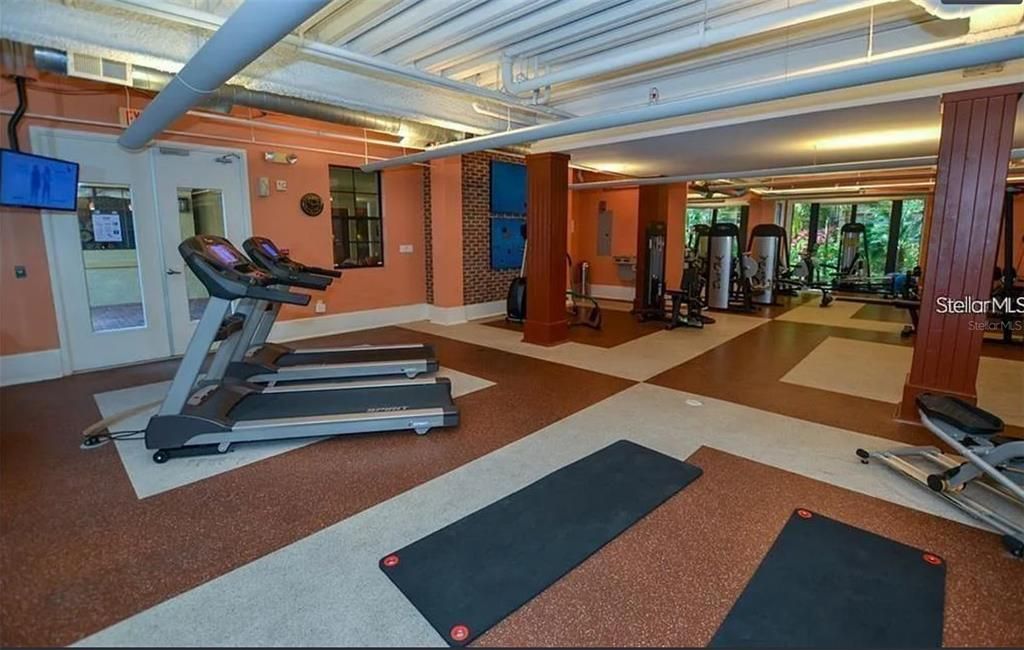 For Sale: $174,900 (1 beds, 1 baths, 562 Square Feet)