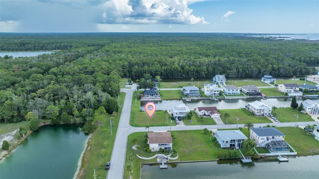 En Venta: $89,900 (0.18 acres)