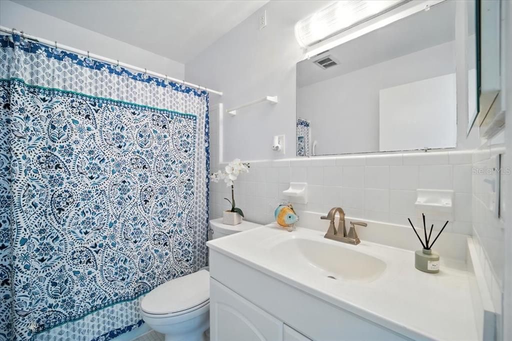 待售: $249,900 (2 贝兹, 2 浴室, 1184 平方英尺)