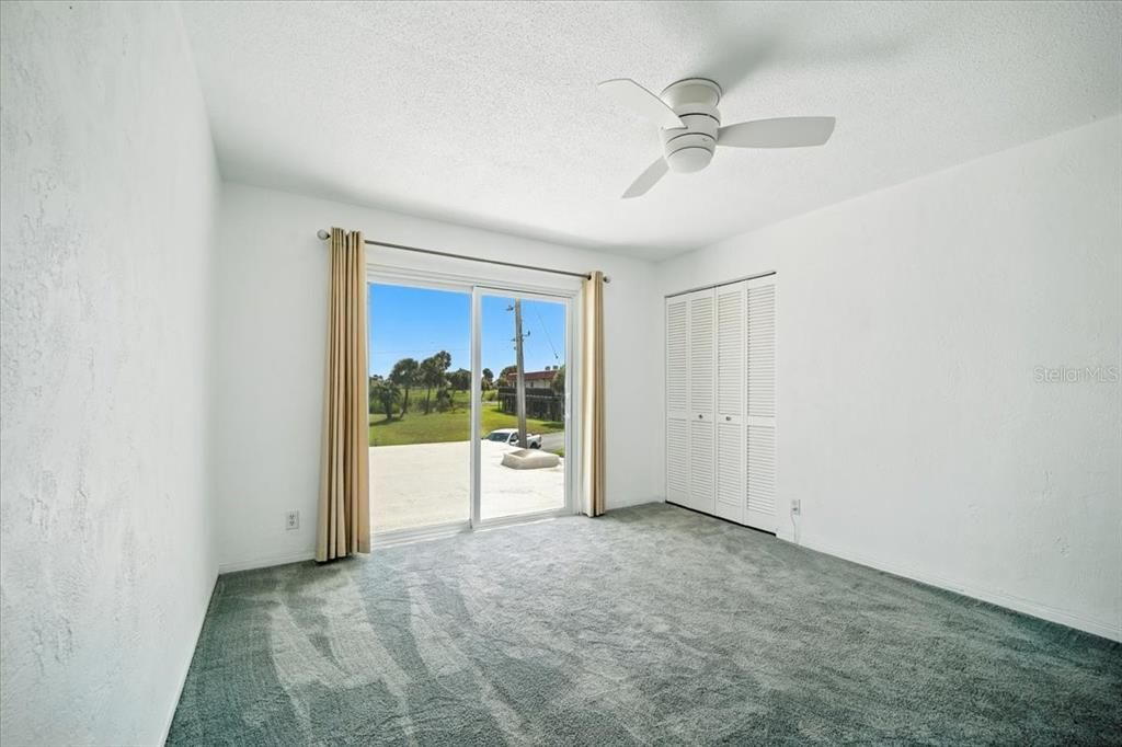 待售: $249,900 (2 贝兹, 2 浴室, 1184 平方英尺)