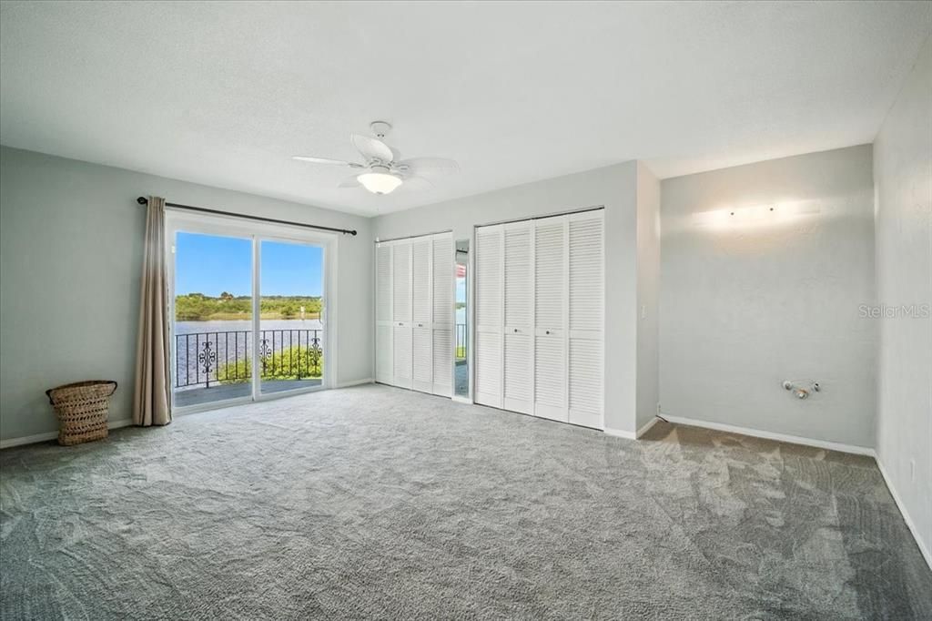 待售: $249,900 (2 贝兹, 2 浴室, 1184 平方英尺)