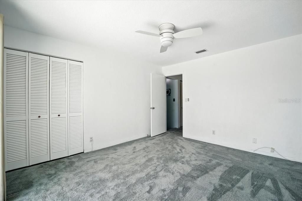 待售: $249,900 (2 贝兹, 2 浴室, 1184 平方英尺)