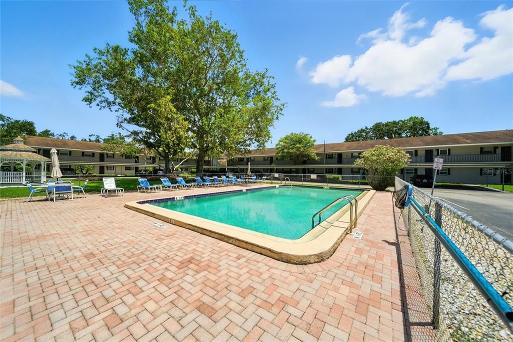 Activo con contrato: $155,000 (2 camas, 2 baños, 1150 Pies cuadrados)