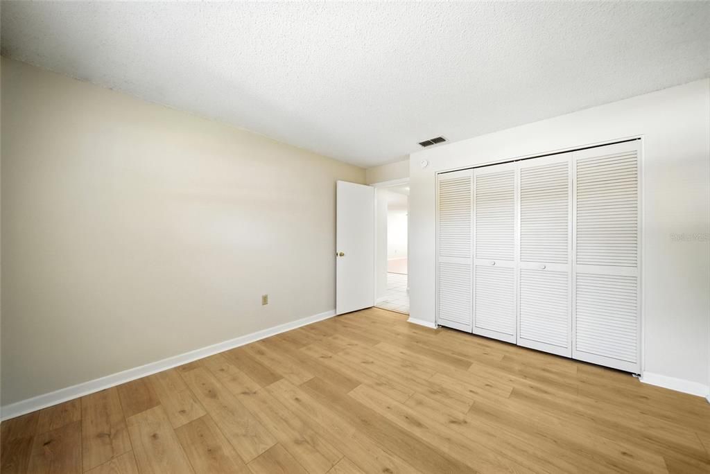 Activo con contrato: $155,000 (2 camas, 2 baños, 1150 Pies cuadrados)