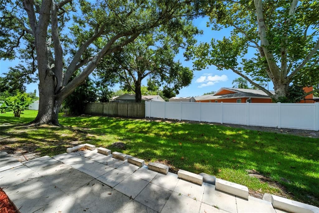 Activo con contrato: $155,000 (2 camas, 2 baños, 1150 Pies cuadrados)