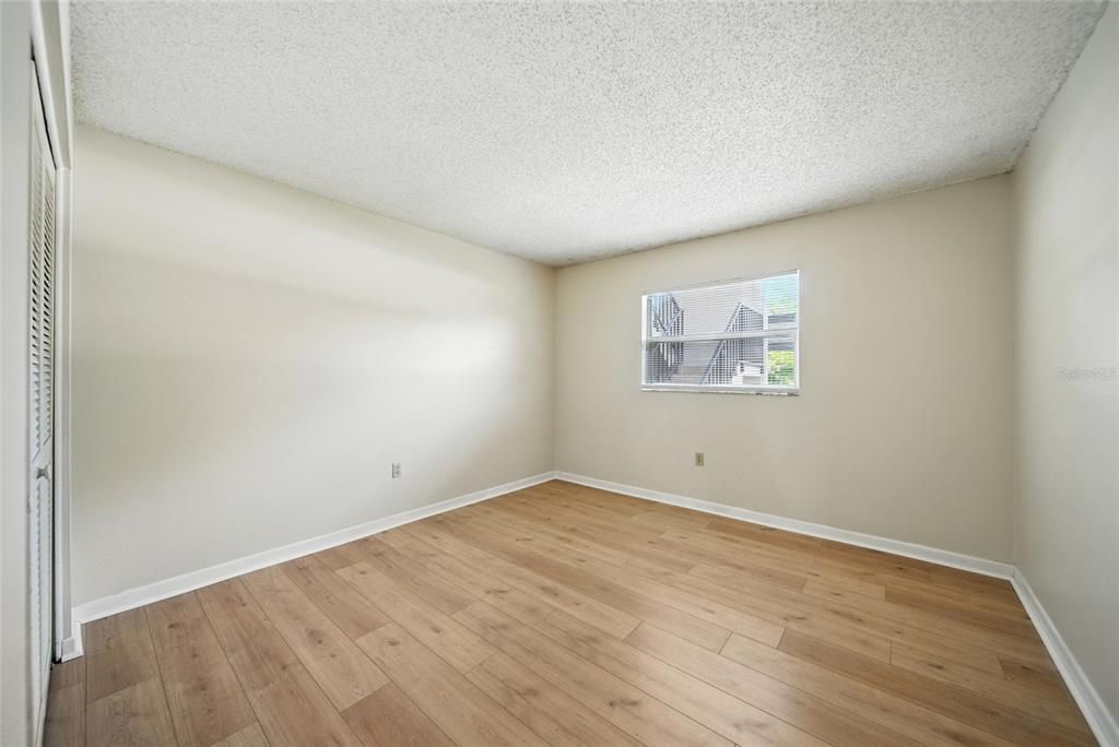 Activo con contrato: $155,000 (2 camas, 2 baños, 1150 Pies cuadrados)