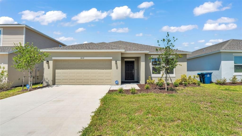 Recently Sold: $299,000 (4 beds, 3 baths, 2106 Square Feet)
