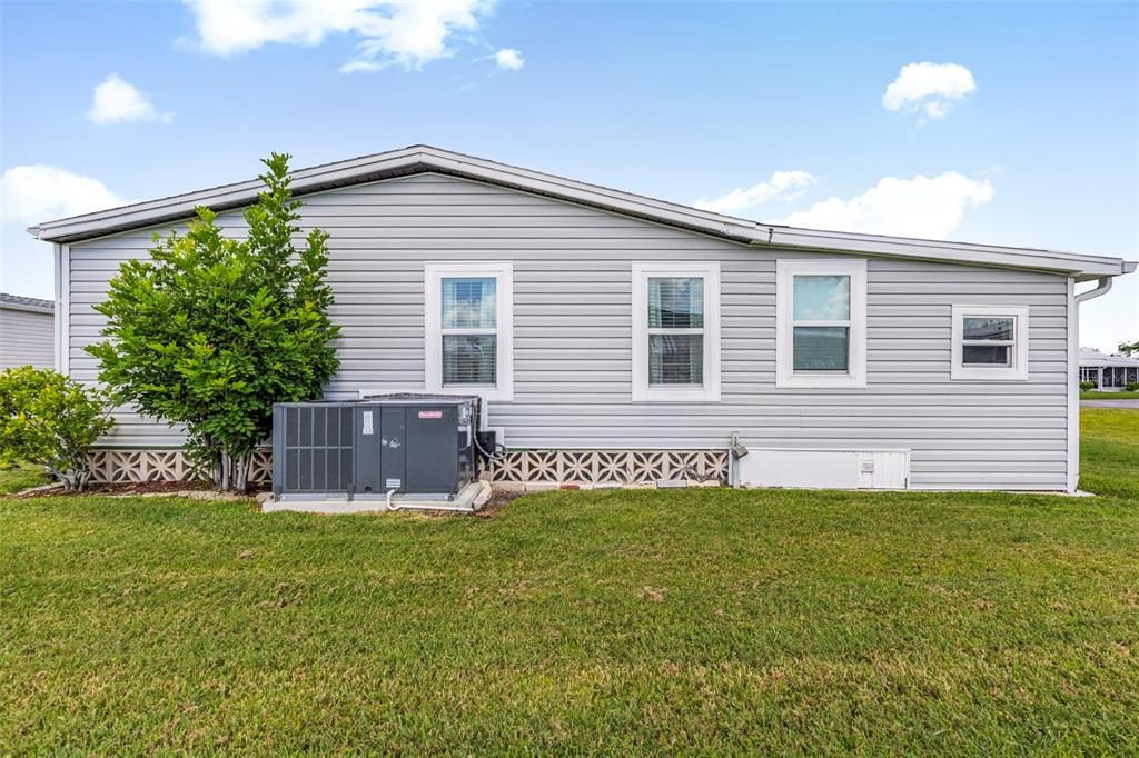 Active With Contract: $180,000 (2 beds, 2 baths, 1434 Square Feet)