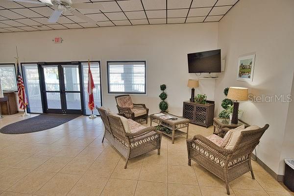 Active With Contract: $180,000 (2 beds, 2 baths, 1434 Square Feet)