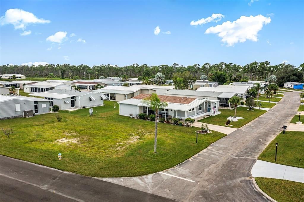 Active With Contract: $180,000 (2 beds, 2 baths, 1434 Square Feet)