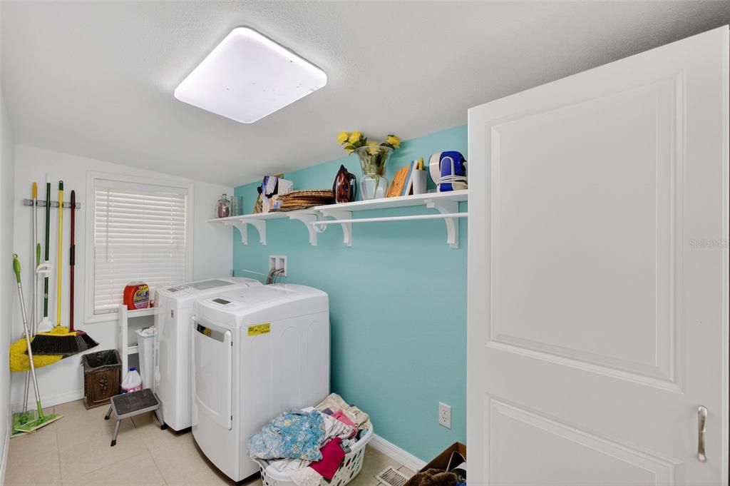 Active With Contract: $180,000 (2 beds, 2 baths, 1434 Square Feet)