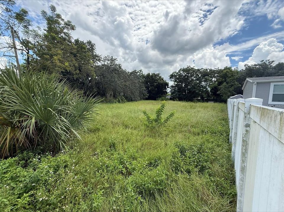 待售: $198,000 (0.51 acres)